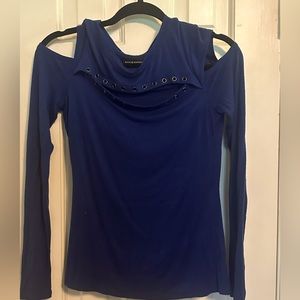 Shoulder showing RR top